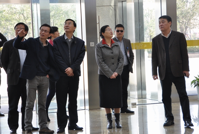 合肥市副市长吴建国一行来下沙院区参观考察